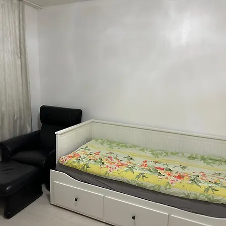 Modernes 10 In Mitte Mit 3 Schlafzimmer