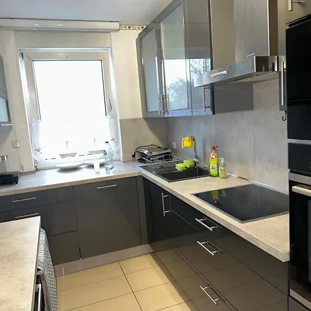 Modernes 10 In Mitte Mit 3 Schlafzimmer