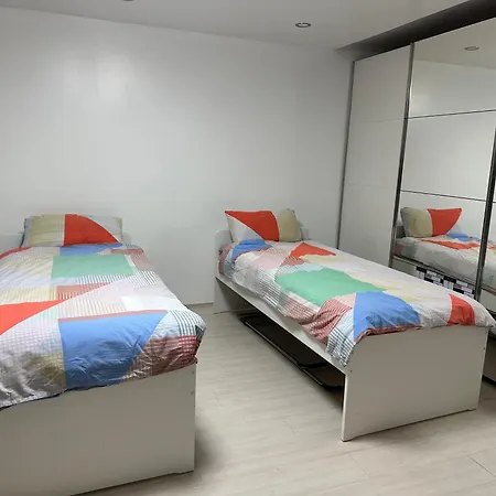 Modernes 10 In Mitte Mit 3 Schlafzimmer Апартаменты Дортмунд