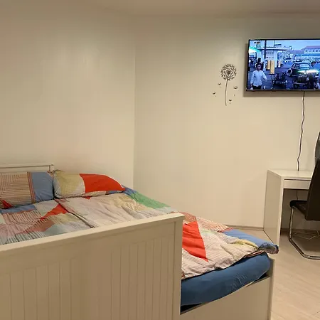 Modernes 10 In Mitte Mit 3 Schlafzimmer * Дортмунд